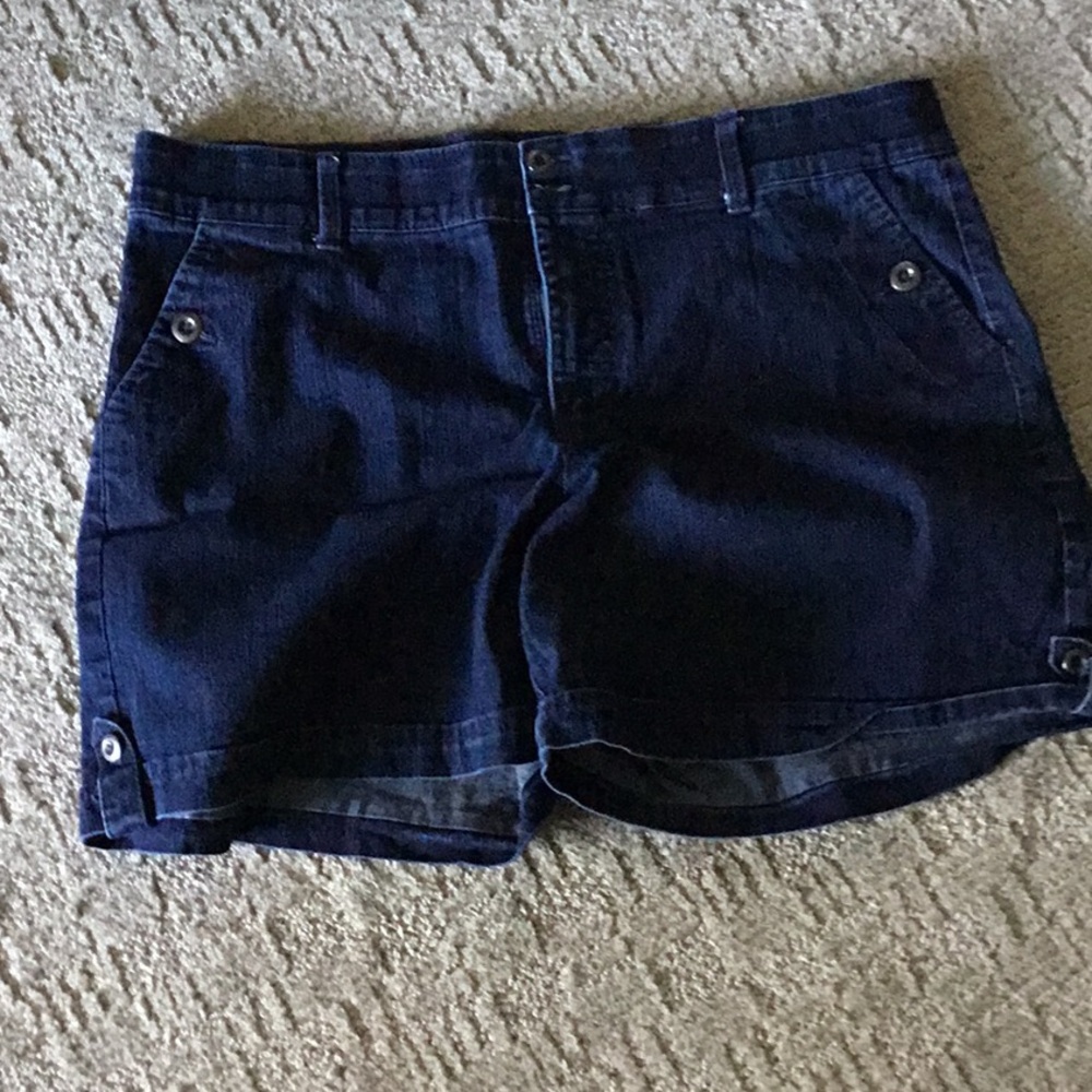 Gloria Vanderbilt Size 16 denim shorts